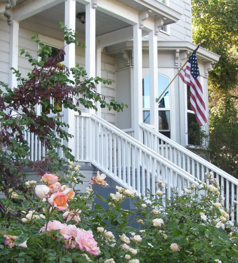 Yosemite Rose Bed And Breakfast Groveland Bagian luar foto